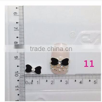 3D Nail Art DIY Decoration Black & White Color Bow Flower &Snowflake Pattern Nail Rhinestone Stickers For Manicure Tools