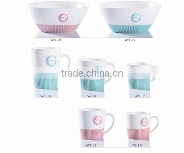 New design embossed wholesale porcelain promotional mug