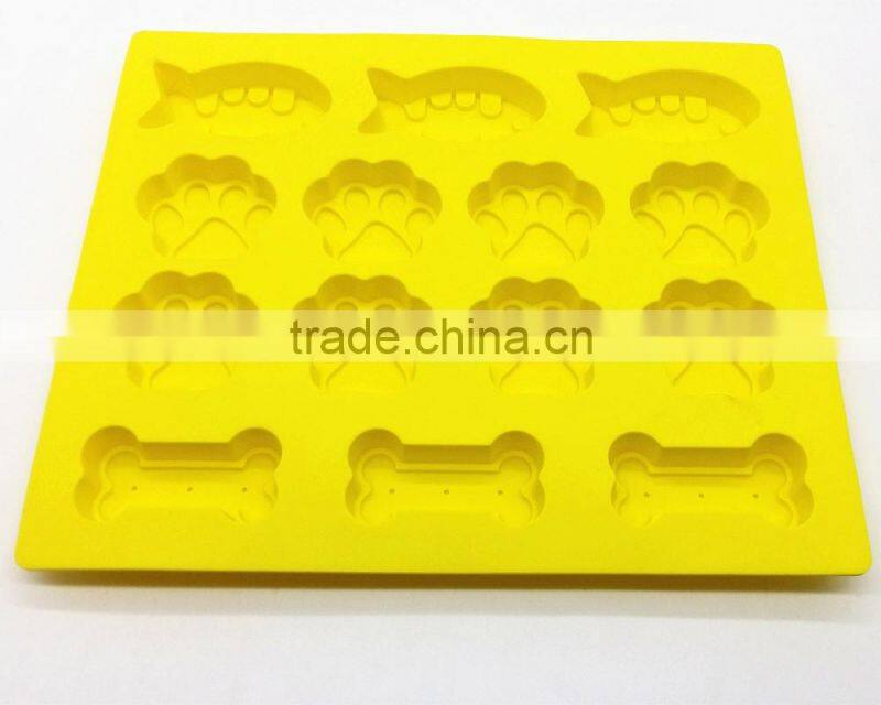 BPA free FDA food grade fish pawprint dog bone pastry cake silicon baking tray