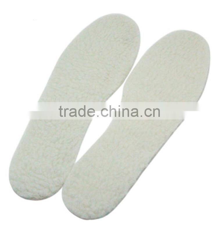 Black fleece against the cold latex foam warm insole for winter use