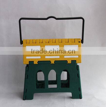 plastic foldable step stool with handle