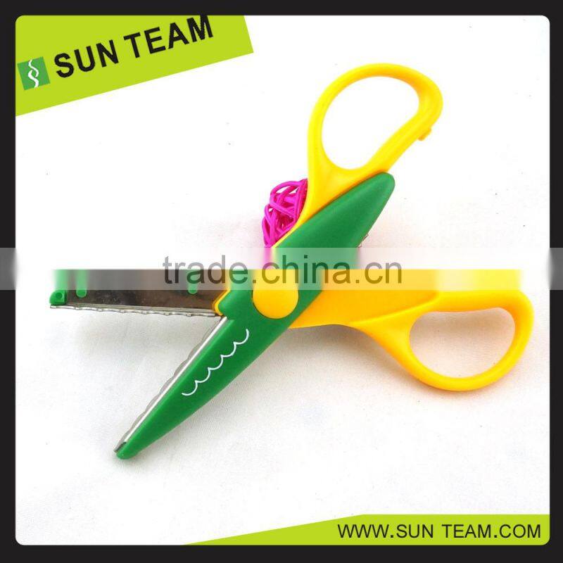 CS011 Hot-sell 5-1/4" shaped scissors for student