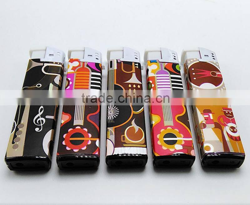 2016 Customized sticker refillable plastic electronic lighter for cigarette