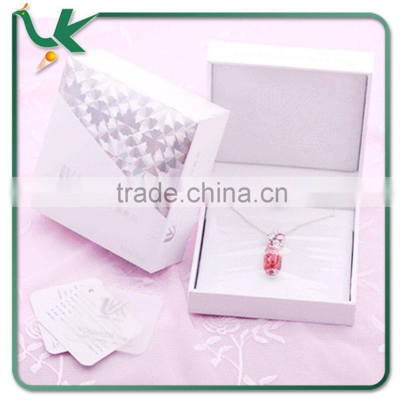 China Wholesale St. Valentine's Day Gift Shinny Gold Non Pierced Butterfly Earring with Long Tassel