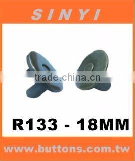 Bag purse wallet magnetic snap button