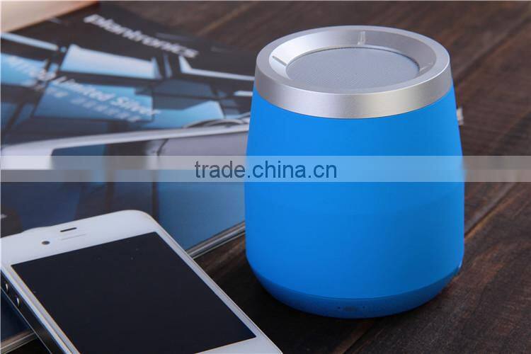 Cheap Fashion Design Mini Wireless FM Mini F-100 Bluetooth Support TF Card Bluetooth Speaker with Good Sound Effect
