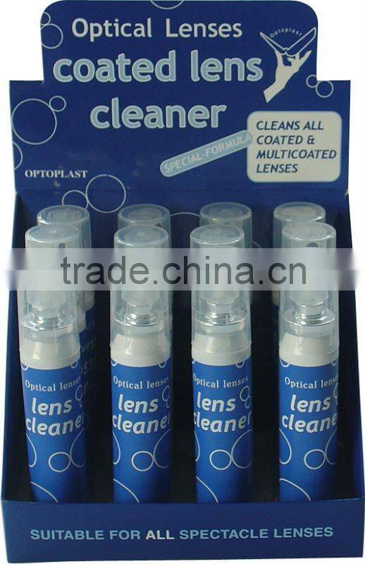25ml spray lens cleaner in display
