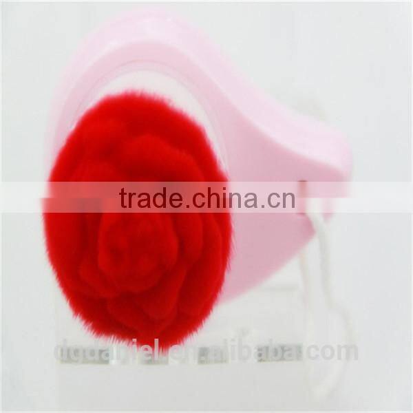 Wholesale Plastic Pink Cleansing face brush with Flower synthetic hair,Soft face wash brush