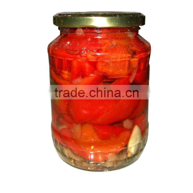 canned red paprika