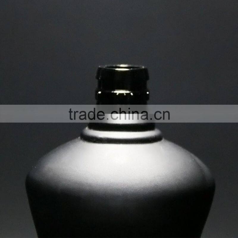 black Raw material matte glass black wine bottle