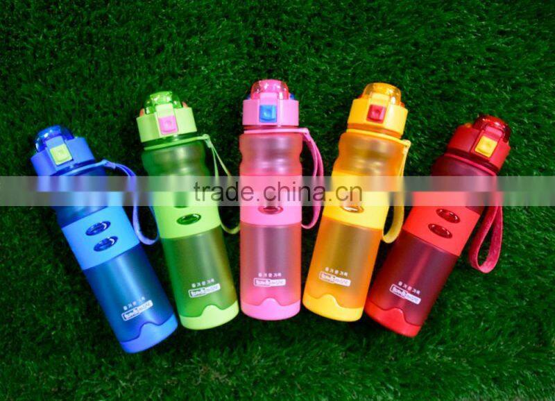 OEM stock factory wholesale Different color refillable bpa free round PCTG sport 420ml 600nl sport bottle plastic water bottle