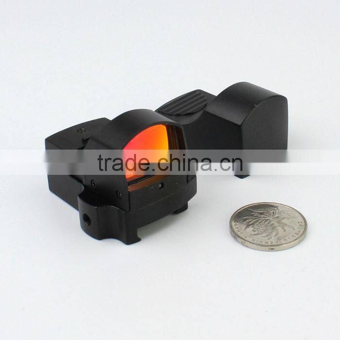 Super compact red dot sight with light sensor control switch