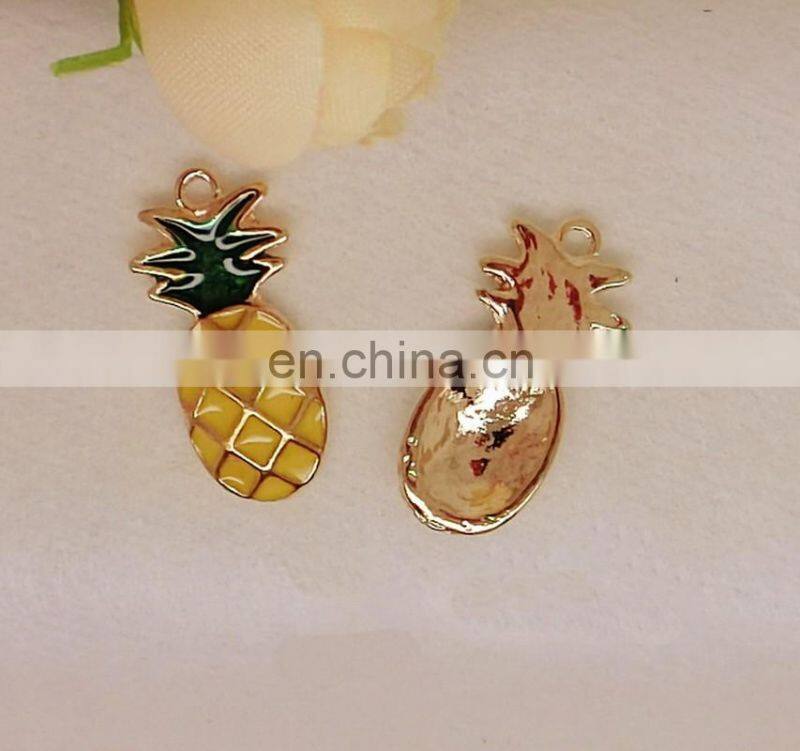 Fashion Delicate Hollow Micro Pave Diamond Pineapple Pendant Gold Plated Fruit Necklace Stylish 925 Sterling Silver Jewelry