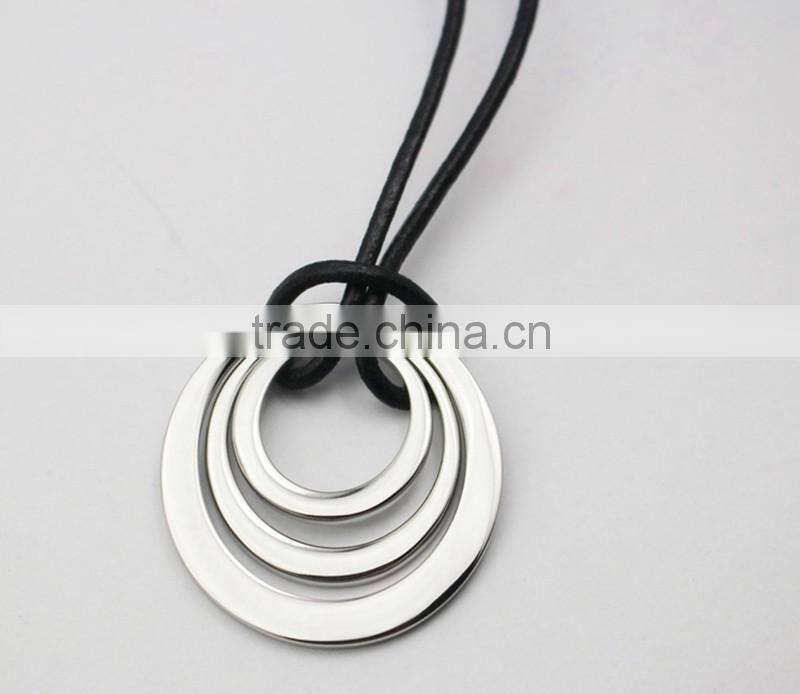 Handmade Stainless Steel Circle Pendant Necklace