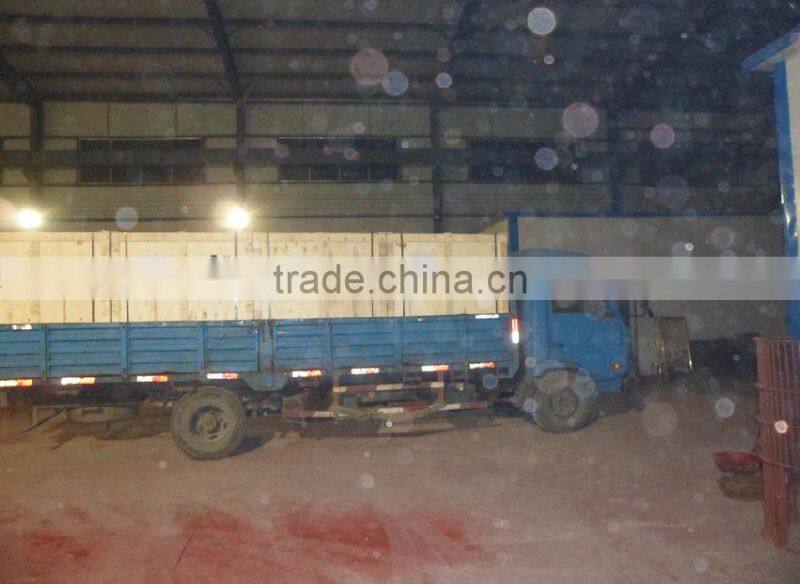 Wheat barely thresher machine with diesel engine drive