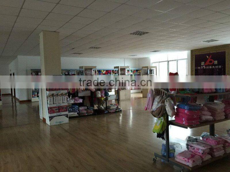 Mens Knit Hat Gloves and Scarf Winter Set