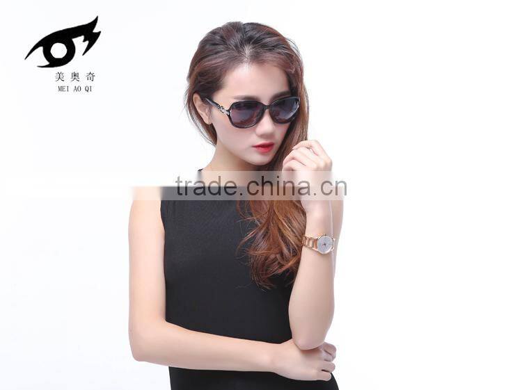 Fashionable sunglasses,glasses frame with diamond