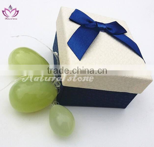 woman kegel exercise ben wa balls vagina jade eggs oeuf yoni eggs