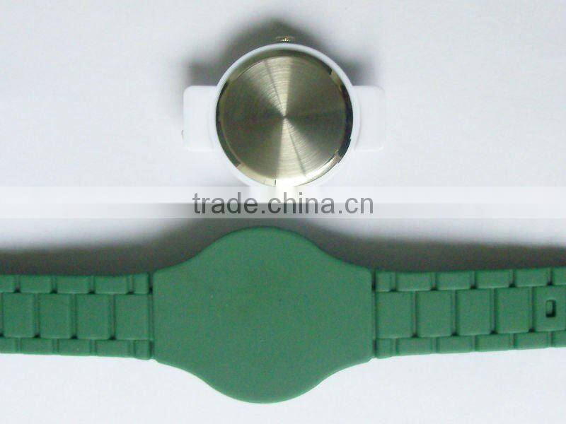 oclock silicone watch 2012 with interchangeable straps