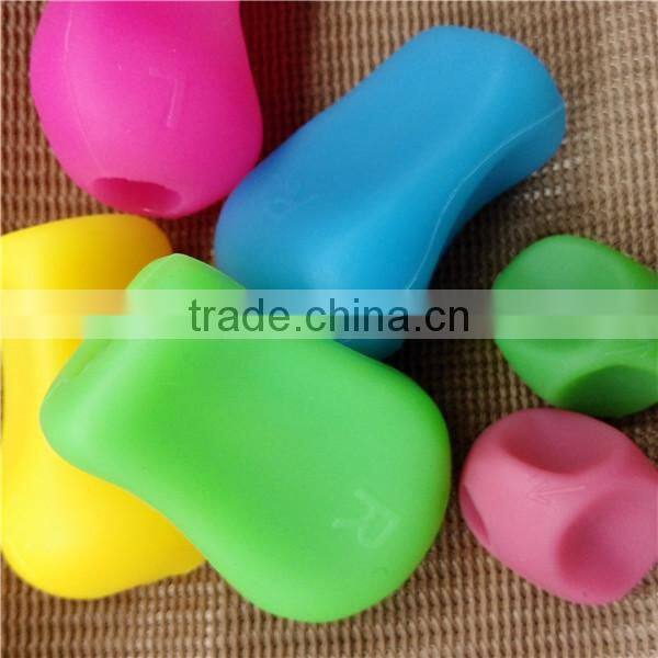 Student used silicone pen grip,silicone pen claw,writing helper for children