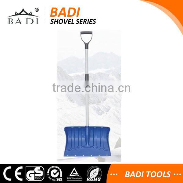 long aluminum handle wide plastic blade D handle snow shovel