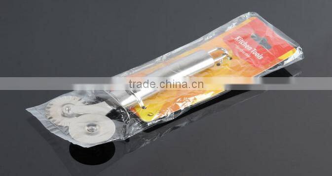 2017 good quality and competiitve price pizza slicer/pizza blade/pizza tools