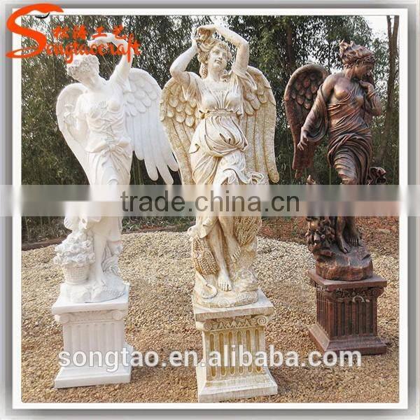 Latest design artificial Westen angel statue large garden fiberglass artificial saute