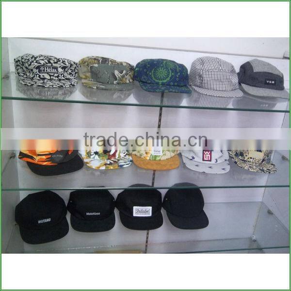 2015 fashin nwe produce floral 5 panel hats / cap with leather patch