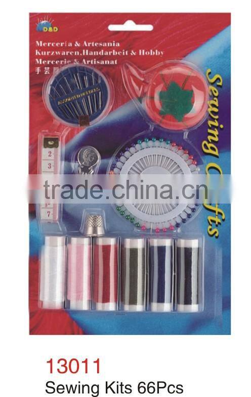 D&DSewing Kit with thread/button/needle/thimble/headed pin/pin cushion