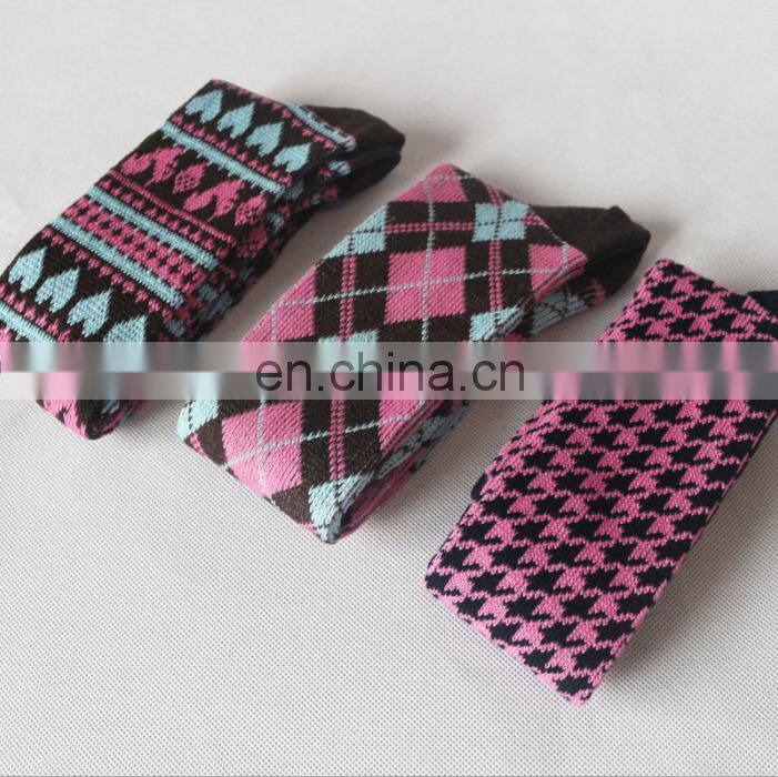 2016 Popular Houndstooth slim fit boot socks custom ladies long socks