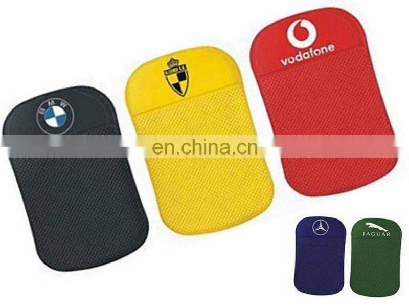 Promotional gift cheap anti slip rubber mobile phone pad for car