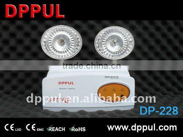 2016 Popular portable rechargeable Emergency Twinspot Light DP228