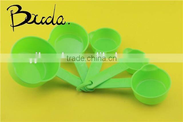 5pcs Wholesale Plastic Measuring cup with different size BD-C7920