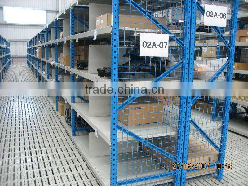 Multi long span shelving pallet racking