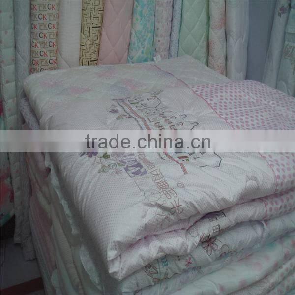 Luxury quilted silk fabric bedding set/polyesster printed quilt
