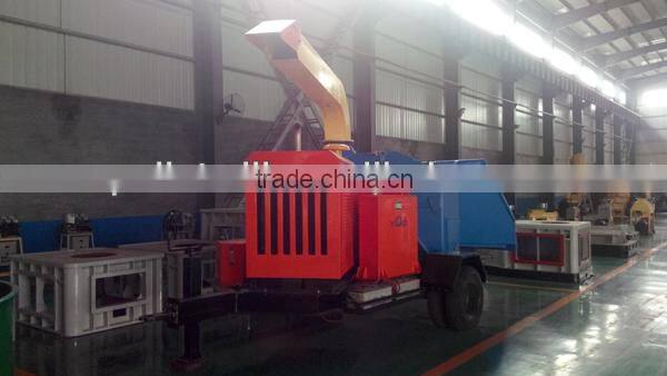 hydraulic diesel engine mobile wood chipper