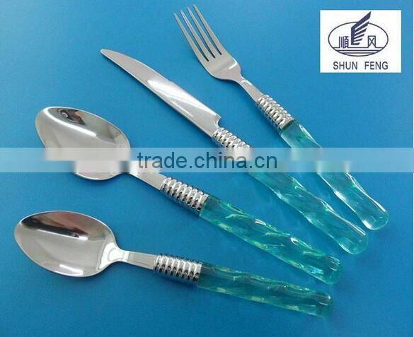 plastic handle cutlery with simple design