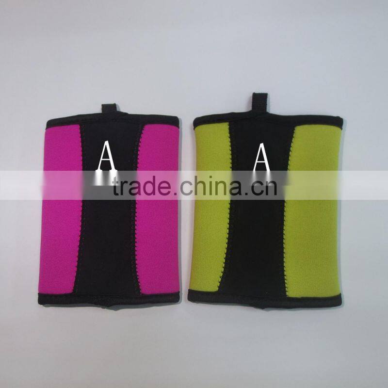 Neoprene Cup Bottle Sleeve With Magnet And Carabina