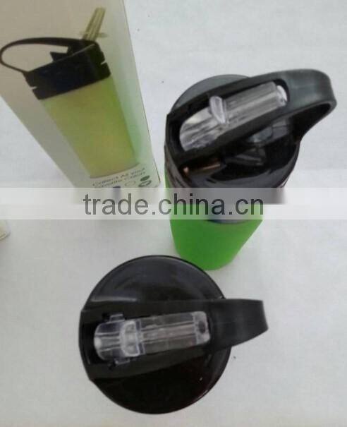 550ml silicone collapsible BPA free water bottle FDA approved Leak & Spill Proof, Freezer and Dishwasher Safe