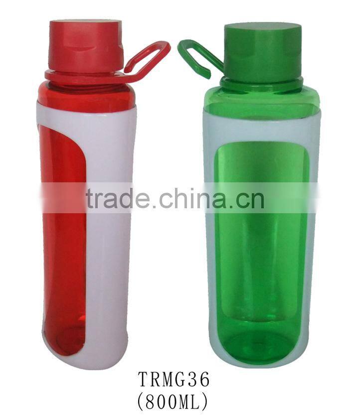 800ml plastic BPA free water bottle with carrying strap/plastic sports drink bottle