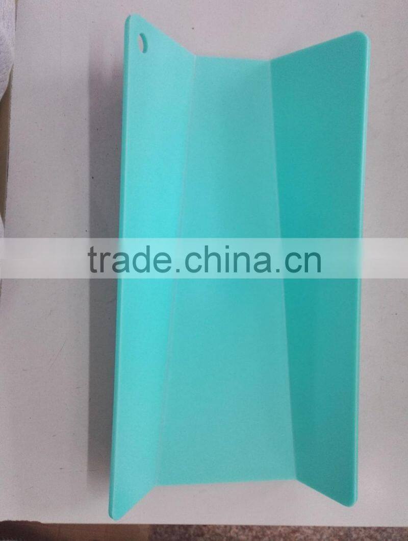 Foldable chopping board