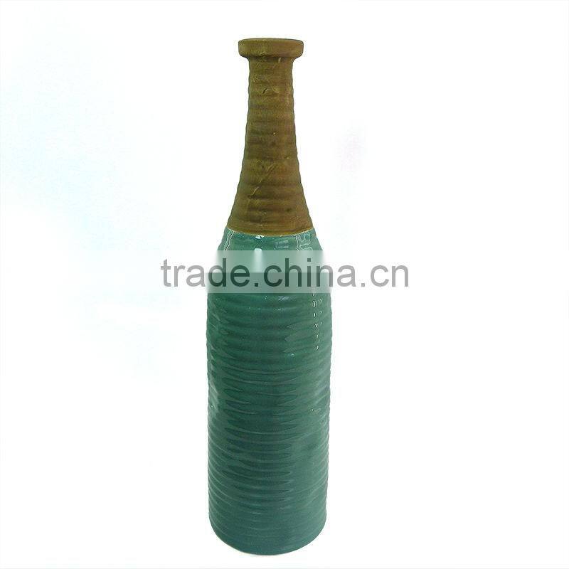 Vintage design ceramic flower vase