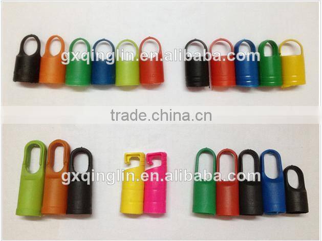 Cleaning Painted threaded broomstick