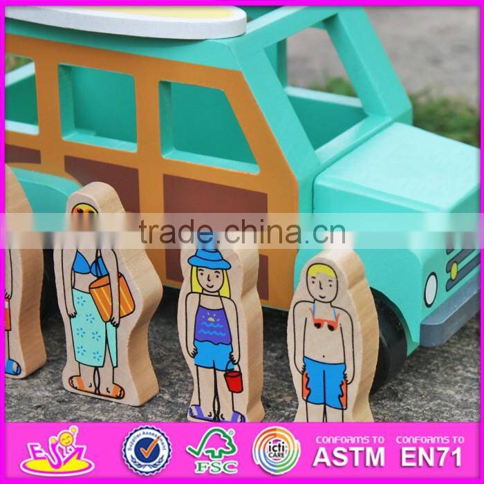 2017 New products funny dog and four people wooden car for kids W04A314