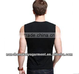 sleeveless T-shirt
