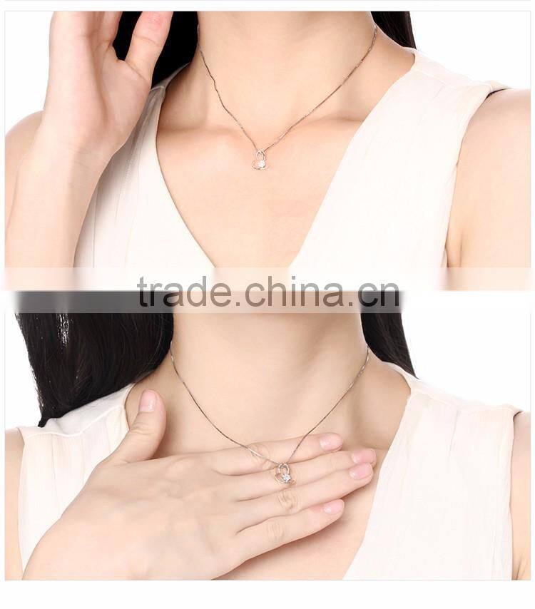 Fashion Inspiration 18K white gold