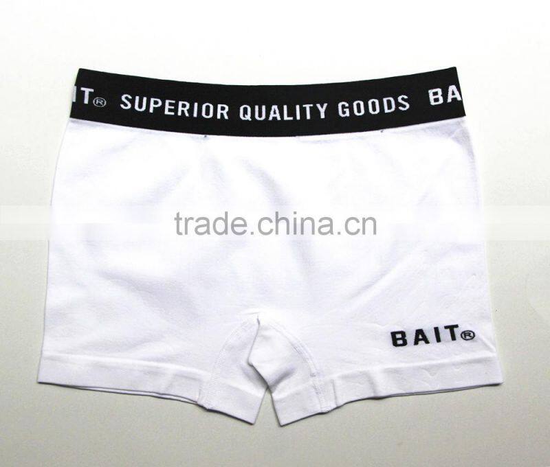 Fashion seamless panties for boy