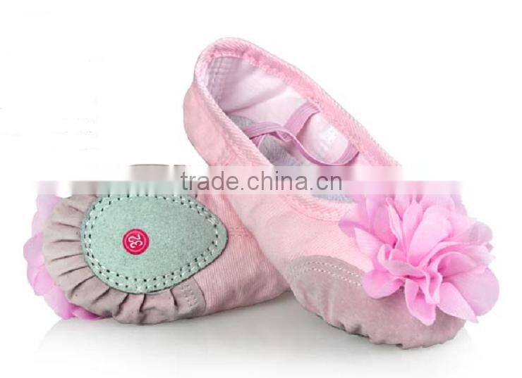 softy comfortable professional canvas faric children's ballet dance shoes