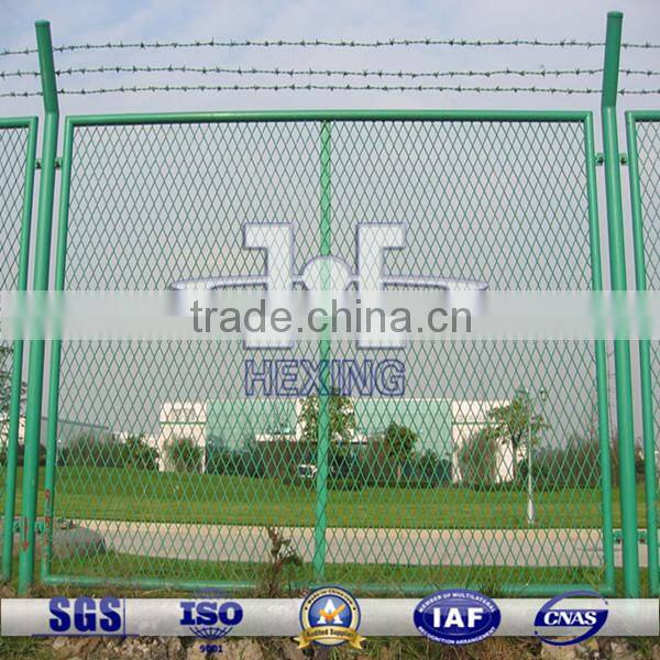 PVC Coated Diamond Hole Expanded Mesh Fence