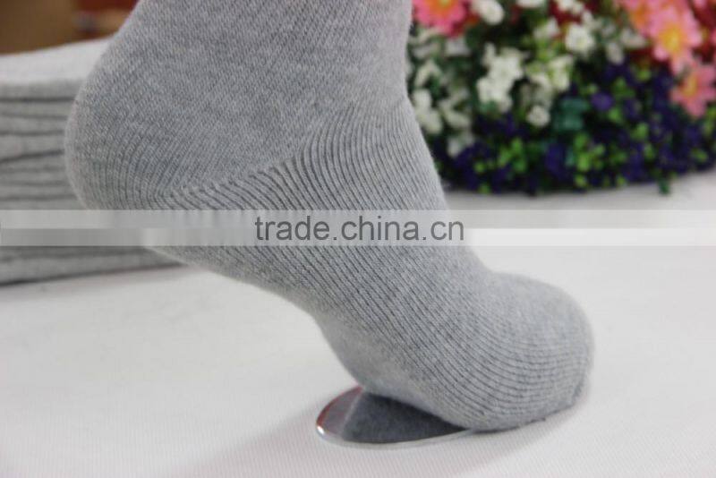 New Men's Business Style Plain Crew Quarter Cotton Socks